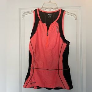 2XU triathlon top women’s